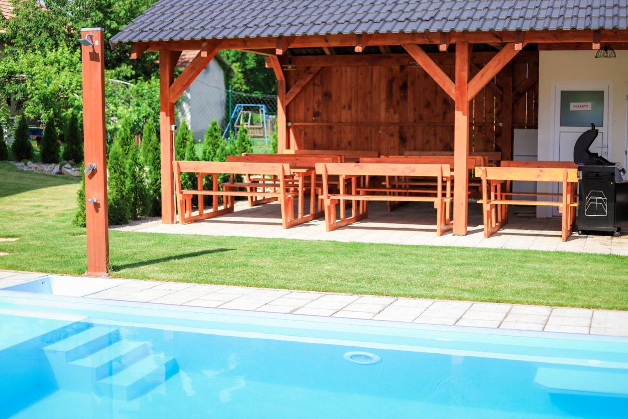Rezidencia Podhajska Aparthotel Exterior photo