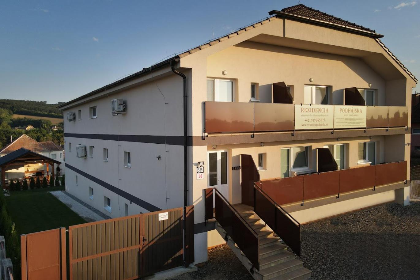 Rezidencia Podhajska Aparthotel Exterior photo